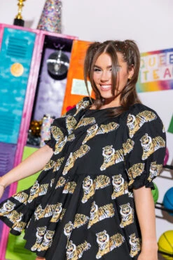 Black Asymmetrical Tiger Dress 6 Black Asymmetrical Tiger Dress -Queen of Sparkles SOELSTUDIO QOS GAMEDAY 2023 1336